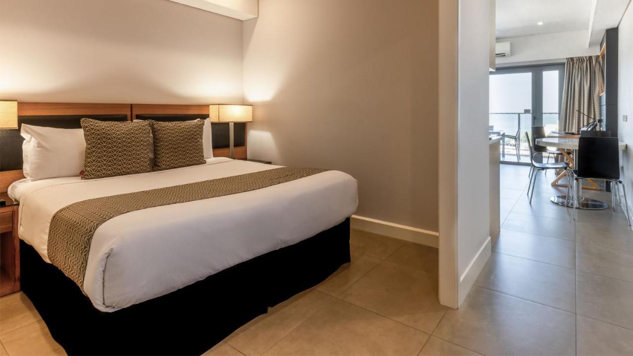 Oaks Darwin Elan Hotel エクステリア 写真