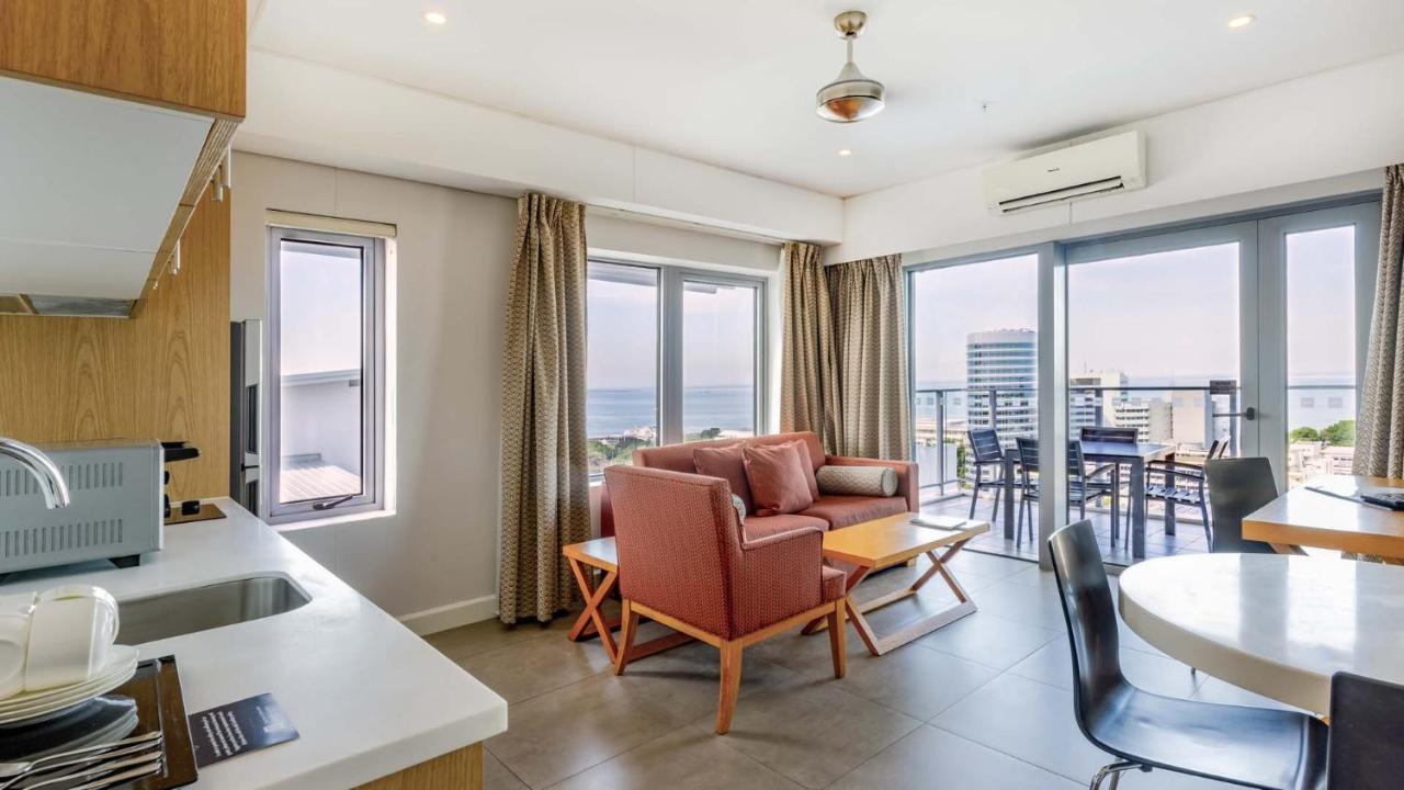 Oaks Darwin Elan Hotel エクステリア 写真