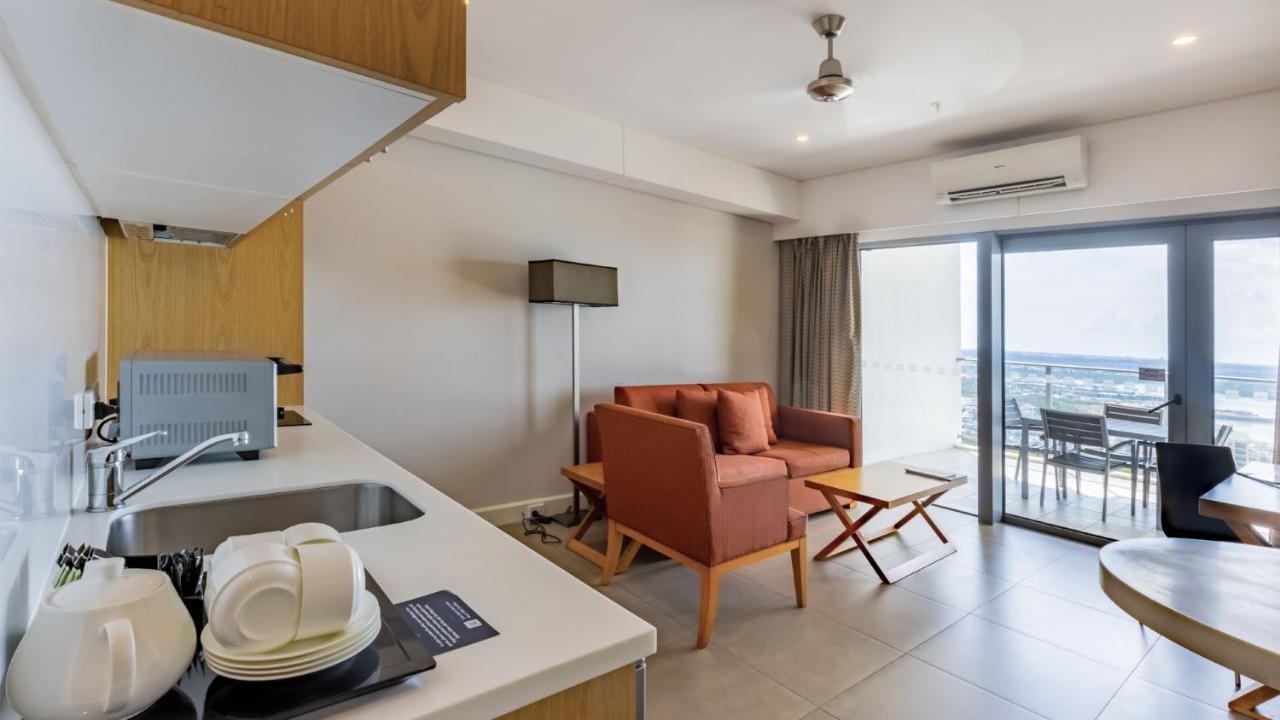 Oaks Darwin Elan Hotel エクステリア 写真