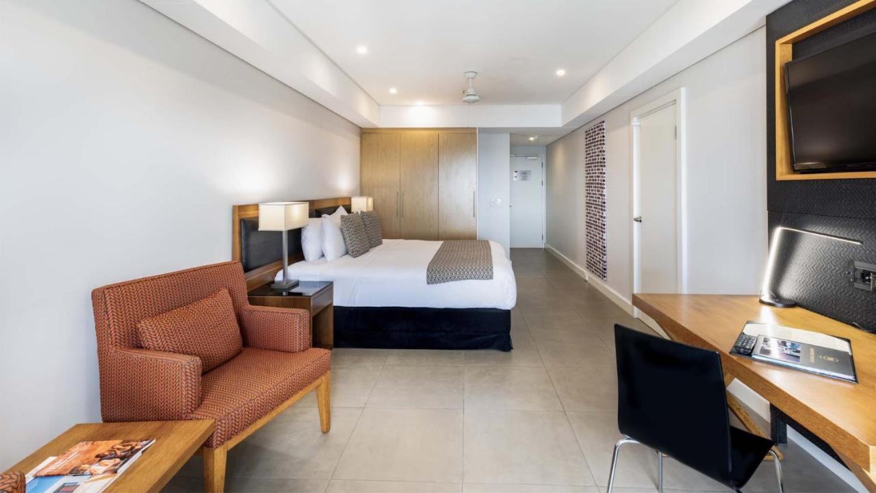 Oaks Darwin Elan Hotel エクステリア 写真