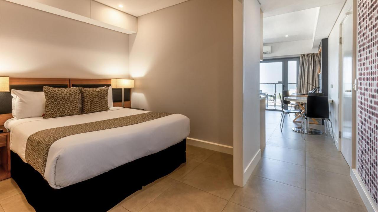 Oaks Darwin Elan Hotel エクステリア 写真