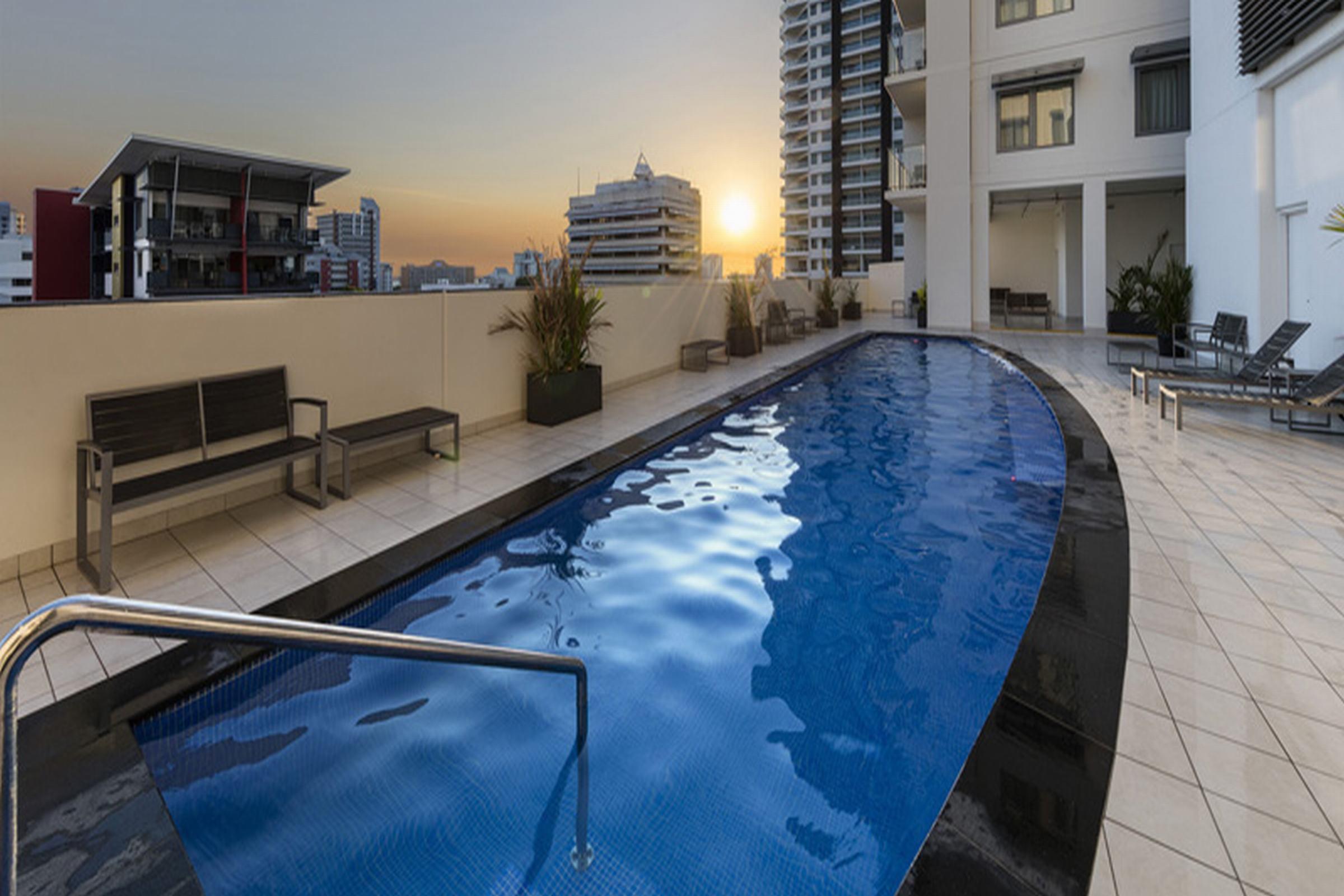 Oaks Darwin Elan Hotel エクステリア 写真