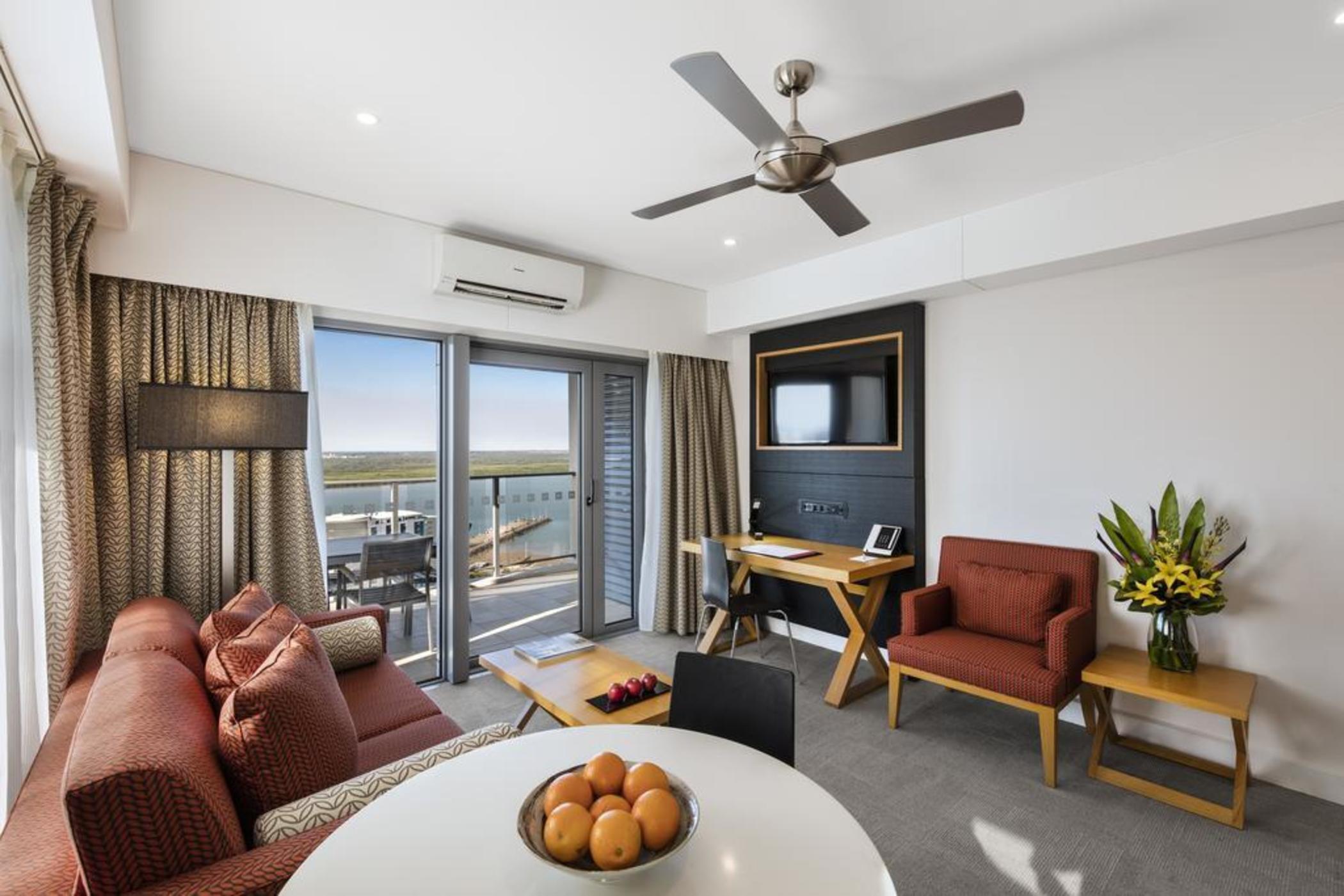 Oaks Darwin Elan Hotel エクステリア 写真