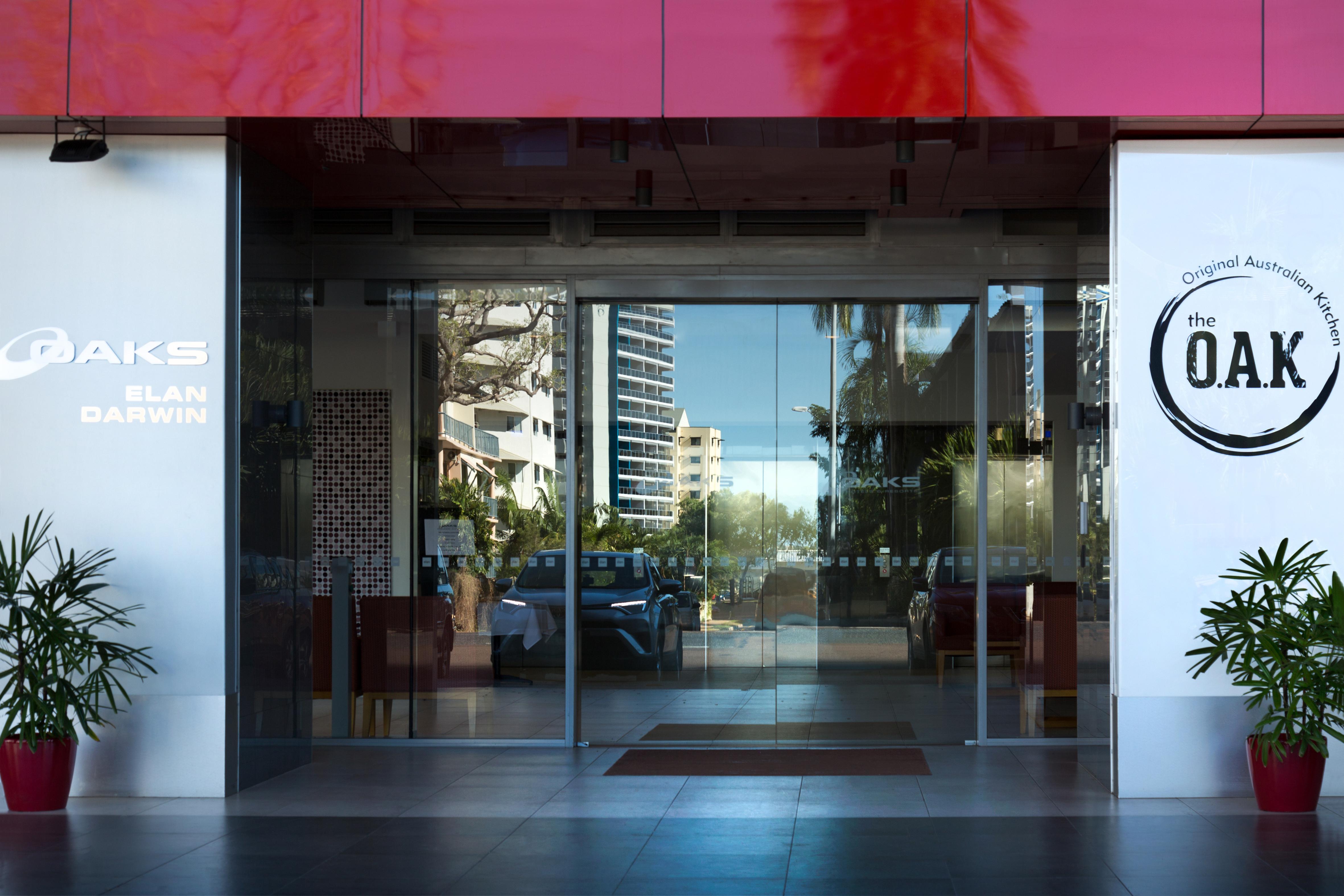 Oaks Darwin Elan Hotel エクステリア 写真