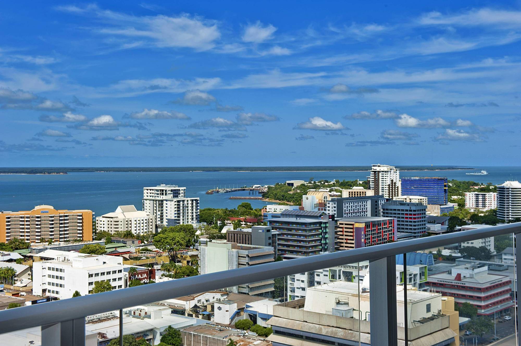 Oaks Darwin Elan Hotel エクステリア 写真
