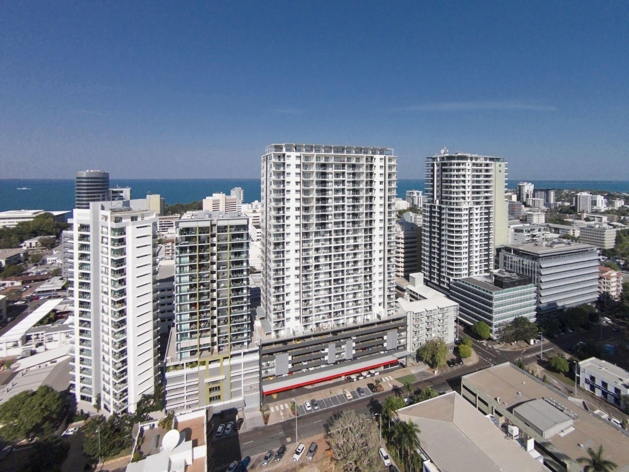 Oaks Darwin Elan Hotel エクステリア 写真